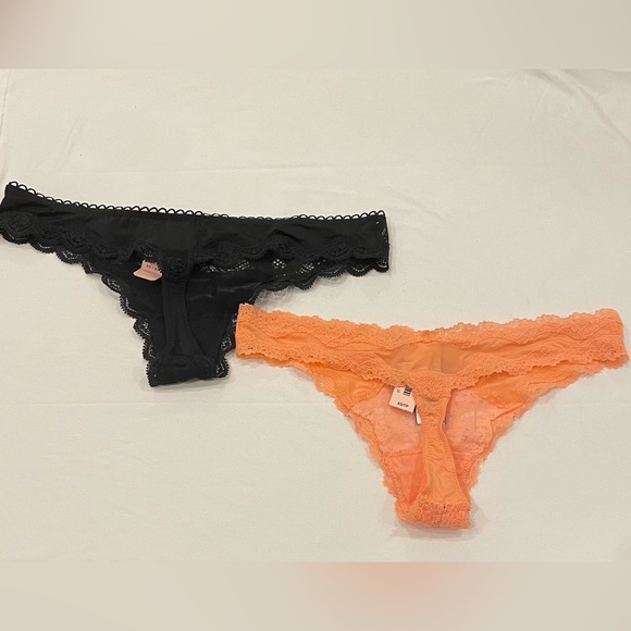 NEW WITH TAGS VICTORIA’S SECRET SIZE XS 2 PACK OF THONGS - Picture 2 of 9